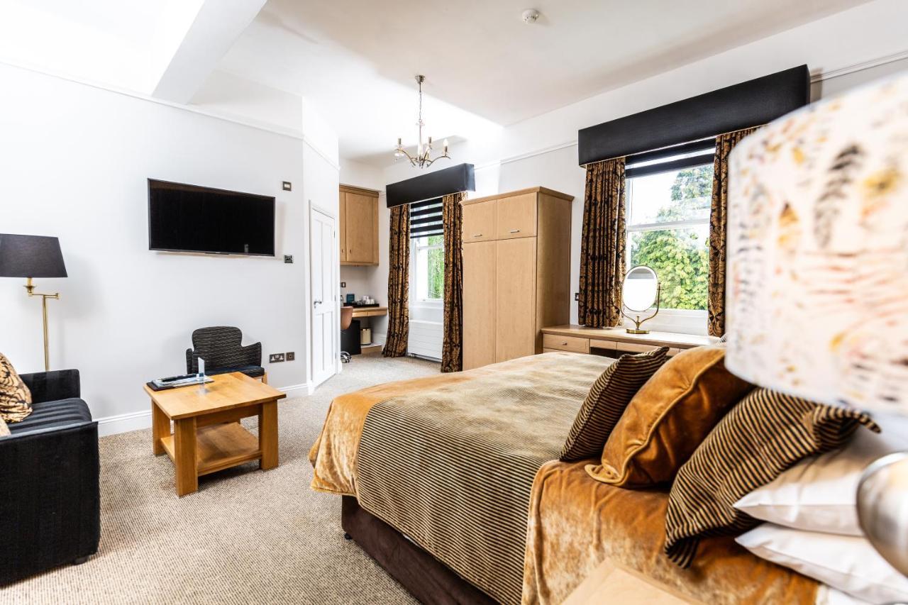 Beaumont House Hotel Cheltenham Buitenkant foto