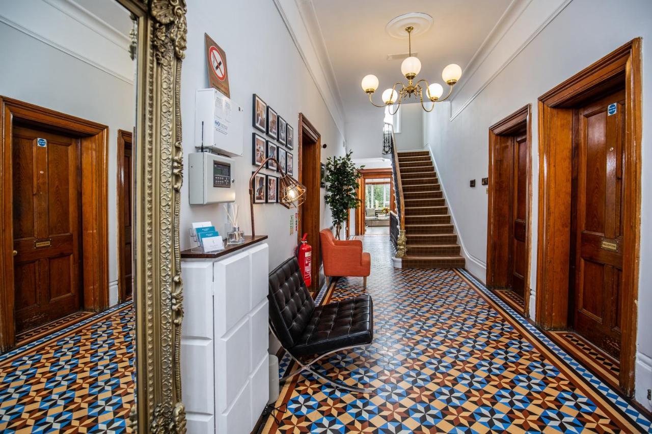 Beaumont House Hotel Cheltenham Buitenkant foto