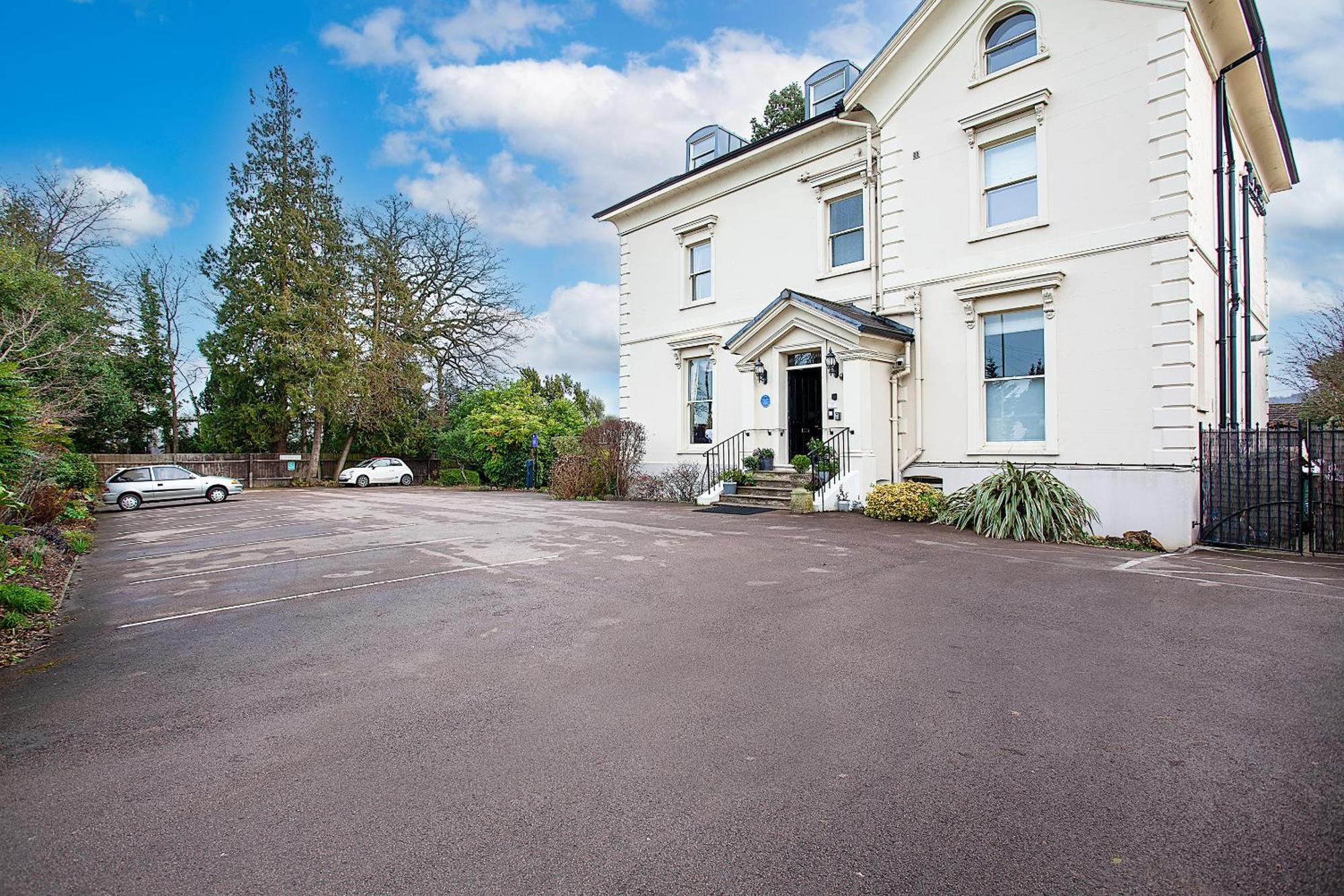Beaumont House Hotel Cheltenham Buitenkant foto